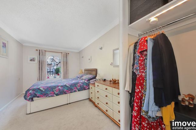 8, Stratheden Court, Torquay photo 4