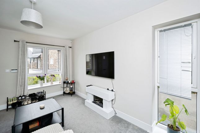 9, Deer Park Close, ALFRETON photo 4