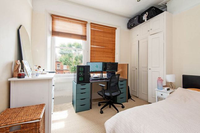 Flat 3, 221, Elgin Avenue, Maida Vale photo 4