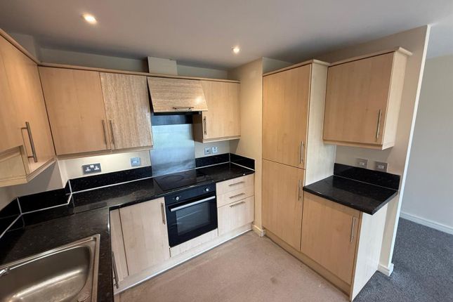 714, Marsden Road, Bolton photo 4