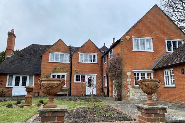 Thumbnail Detached house to rent in Quality Street, Merstham, Redhill, Surrey