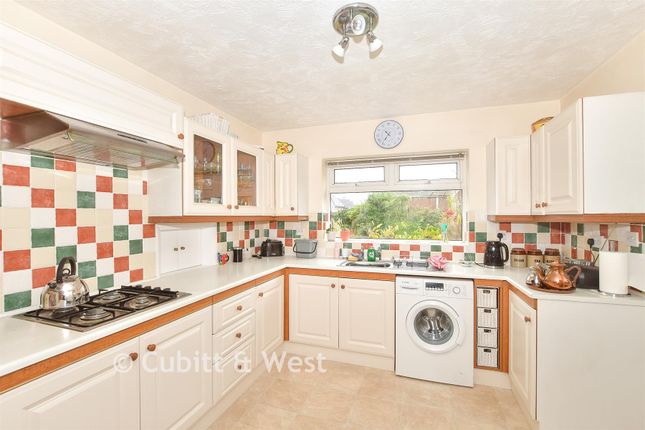 7, Crawley Down Road, East Grinstead photo 4
