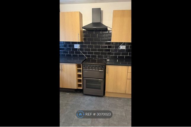 Acacia Drive, Leegomery, Telford photo 2