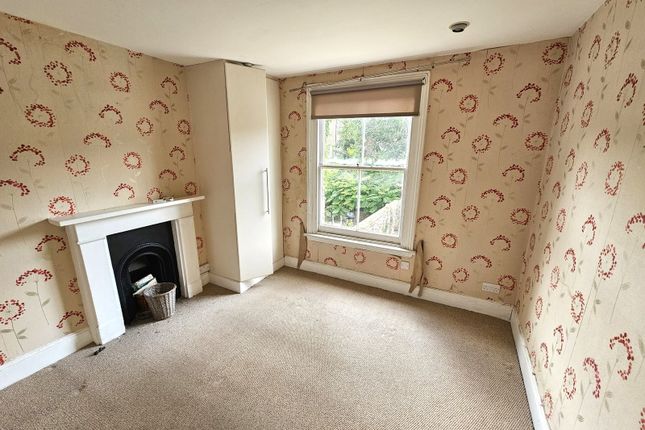 42, Ongar Road, London photo 4