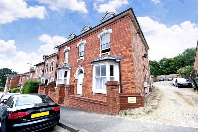 Thumbnail Flat to rent in St. Wulstans Crescent, Worcester