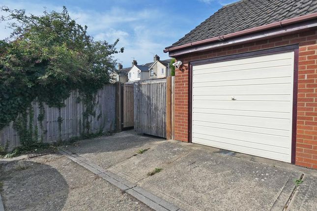 60, Victoria Road, Stowmarket photo 4