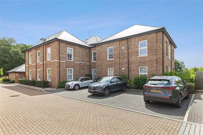 Flat for sale in Merry Hill Road, Bushey WD23