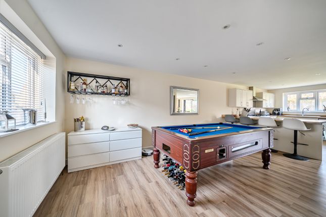 15, Coxwell Street, Oxfordshire photo 3