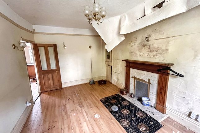 9, Coedcae, Swansea photo 3