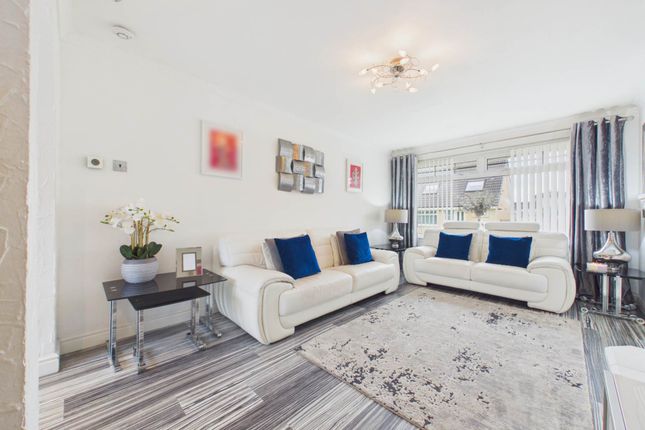 32, Branchalfield Drive, Wishaw photo 3