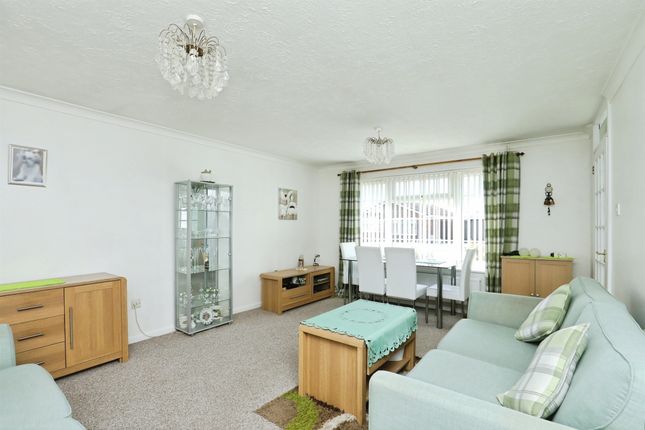 1, Hickling Close, Swaffham photo 4