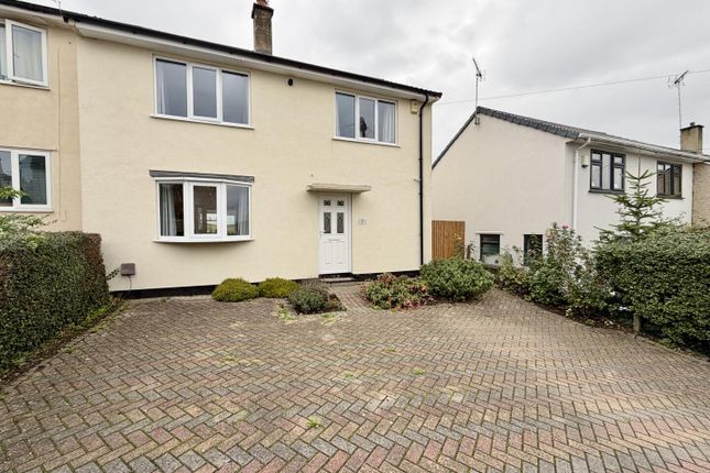 3-bed semi-detached on Hemishor Drive, Leeds, £210,000