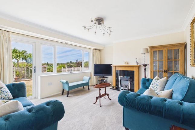 8 Parker Close, Nottingham photo 2