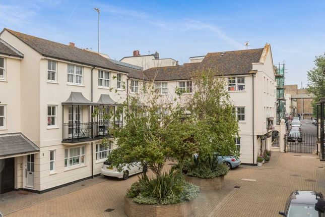 Studio for sale in Russell Mews, Brighton
