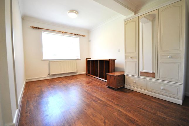 Bedroom 2.Jpg