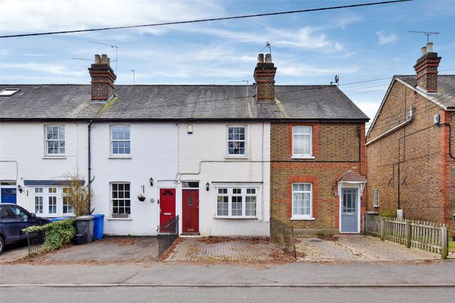 Thumbnail Terraced house to rent in Apsley Cottages, Lower Road, Cookham, Maidenhead
