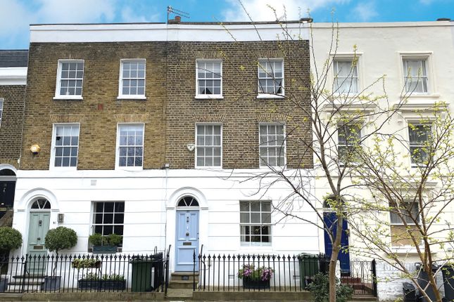 Thumbnail Terraced house for sale in Hackford Road, London