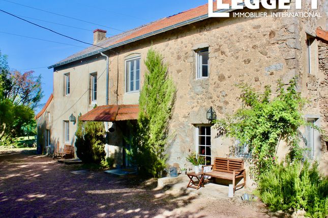 Thumbnail Villa for sale in Grury, Saône-Et-Loire, Bourgogne-Franche-Comté