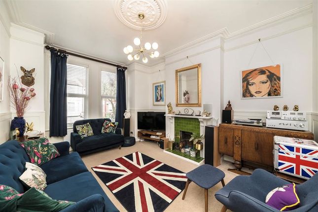 35, Balloch Road, London photo 2