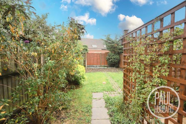 Lucerne Close, Lowestoft photo 3