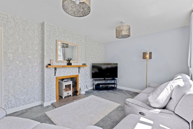 20, Dale View, West Yorkshire photo 4