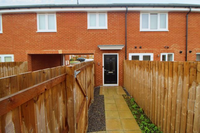 Flat to rent in Snowdrop Close, Blyth