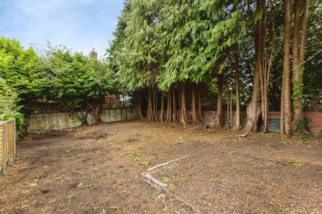 The Firs,, Brynisa Road, Wrexham photo 4