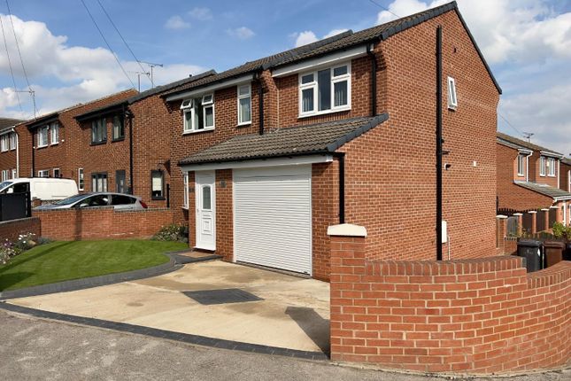 Thumbnail Property for sale in Snetterton Close, Cudworth, Barnsley