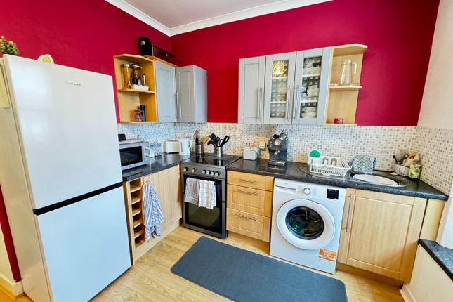 Flat 1/L, 2 Barend Street, Kames Bay, Millport photo 4