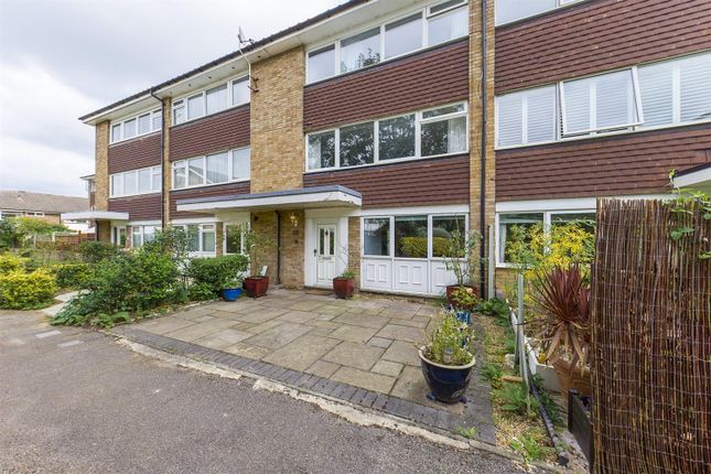Thumbnail Terraced house to rent in Tufton Gardens, West Molesey