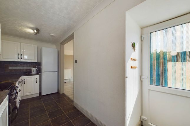 57 Totnes Road, Paignton photo 3
