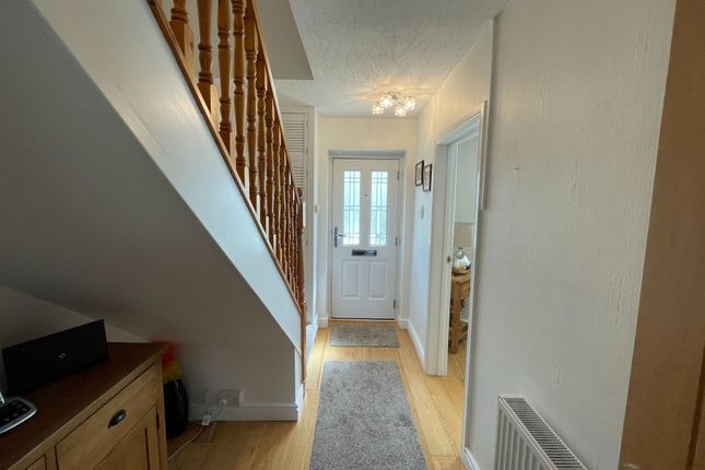 5 Suffield Walk, Manchester photo 2