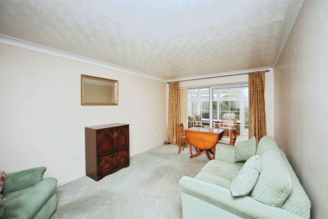 231, Dovehouse Drive, Warwick photo 3