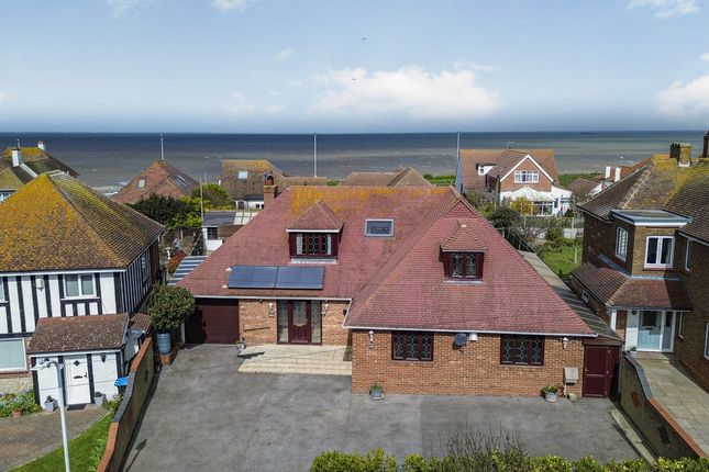 49, Tyson Avenue, Margate photo 2