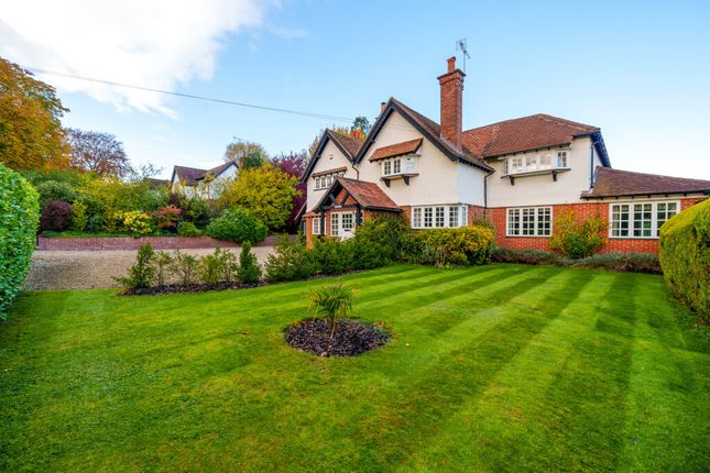 Detached house for sale in Townsend Road, Streatley, Berkshire