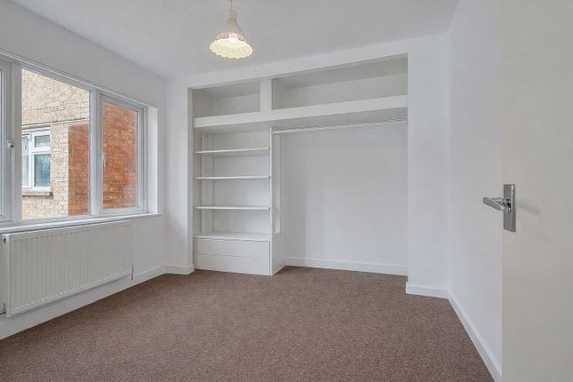 Flat 2, 67 Market Street, Hertfordshire photo 3