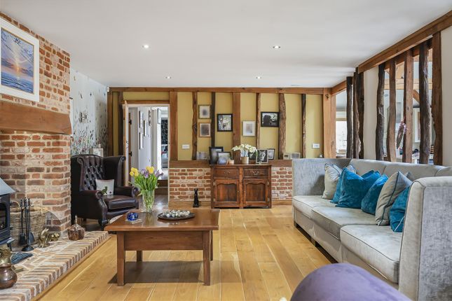 1 Ley Rectory Barns, Hildersham Road, Cambridge photo 4