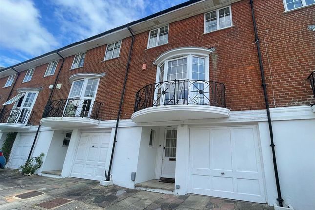 Property to rent in Surrenden Park, Brighton