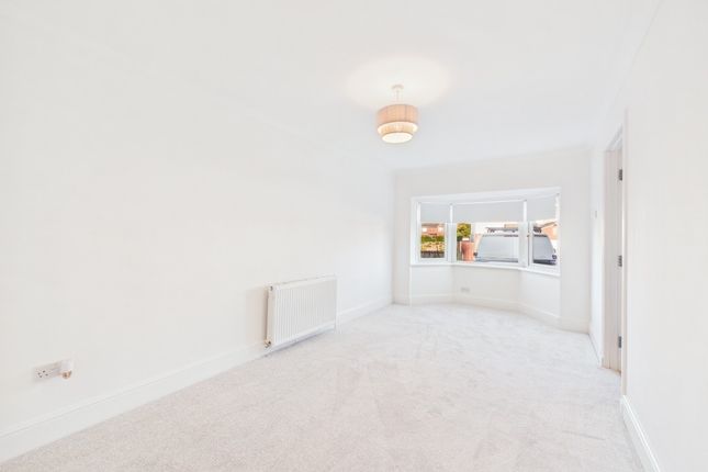 Paxton Crescent, East Kilbride photo 2