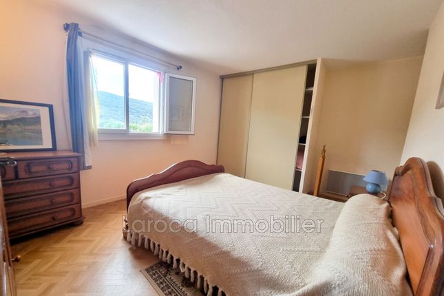 Apartment for sale in Amélie-Les-Bains-Palalda, Pyrénées-Orientales, Languedoc-Roussillon