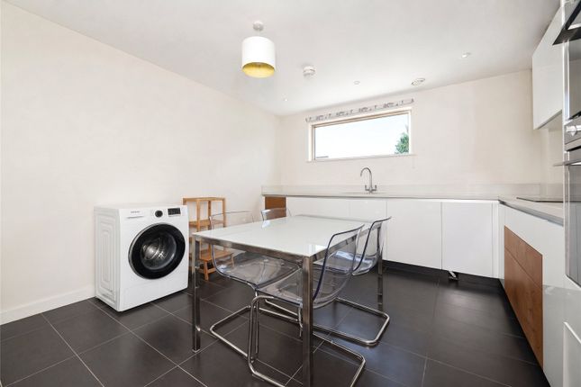 143, Addenbrookes Road, Cambridge photo 3