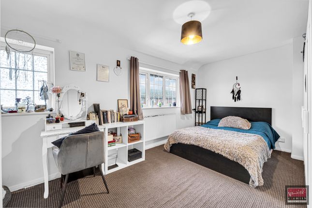 3, Hannibal Road, Staines-upon-Thames photo 3