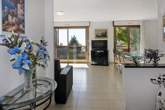 Apartment for sale in Èze, Bord De Mer, 06360, France