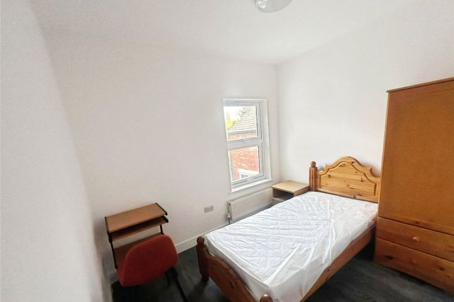 Room 5, 111, Windmill Road, Oxford photo 3