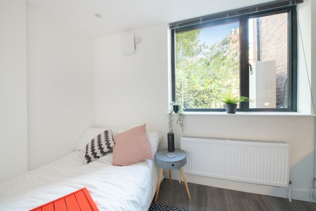 Thumbnail Room to rent in Derby Road, Canning Circus
