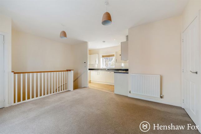 17, Tarver Close, Romsey photo 4