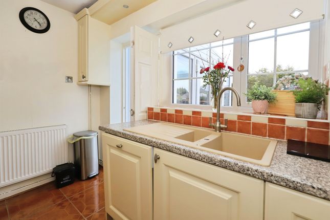 90, Woodfield Avenue, Stourbridge photo 4