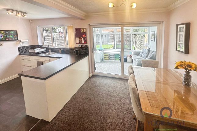 14, Coltbeck Avenue, Leicester photo 4