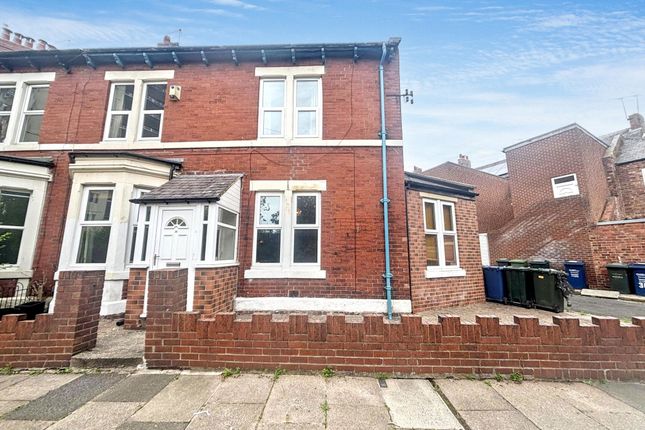 2-bed house on 38, Lansdowne Gardens, Newcastle upon Tyne, £165,000