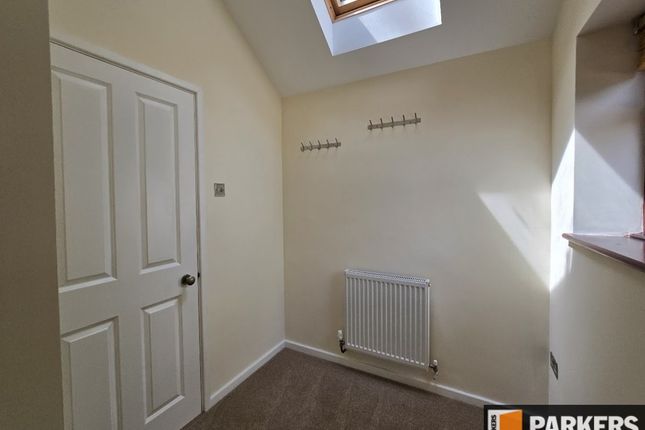 30, Whitewater Rise, Dibden Purlieu photo 4